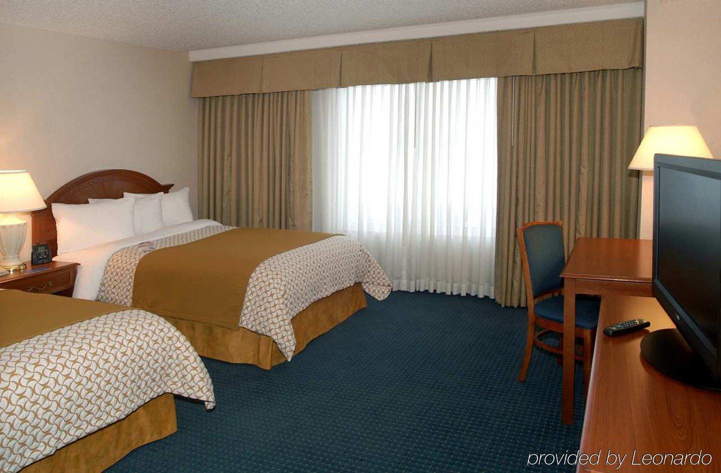 Embassy Suites By Hilton Cleveland Rockside Independence Bilik gambar