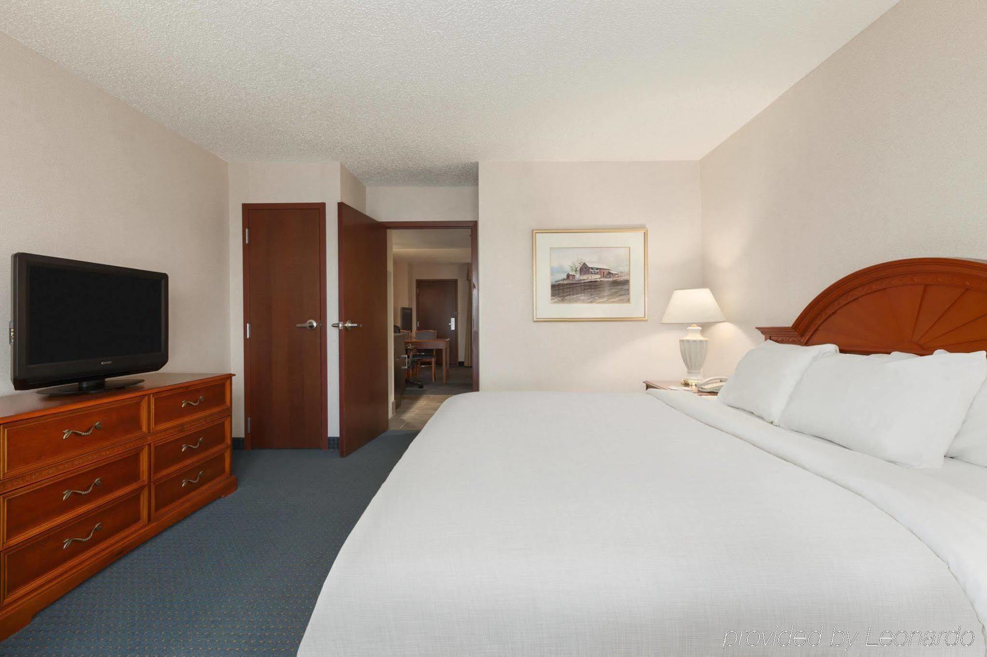 Embassy Suites By Hilton Cleveland Rockside Independence Bilik gambar
