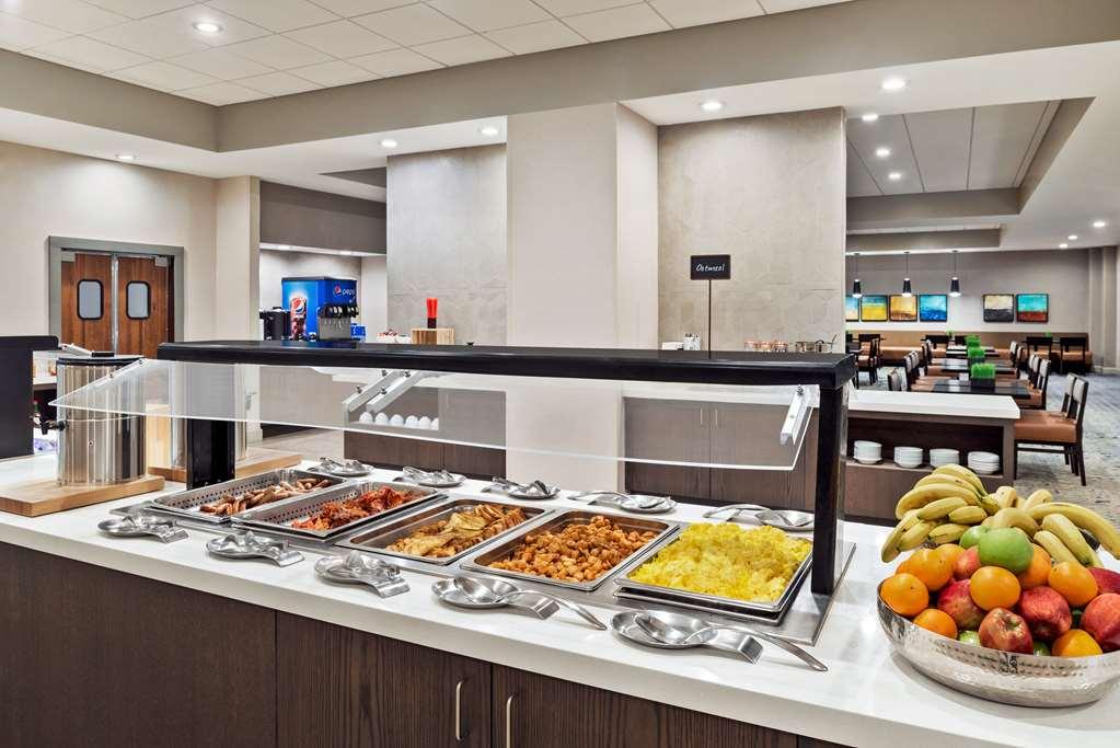 Embassy Suites By Hilton Cleveland Rockside Independence Restoran gambar